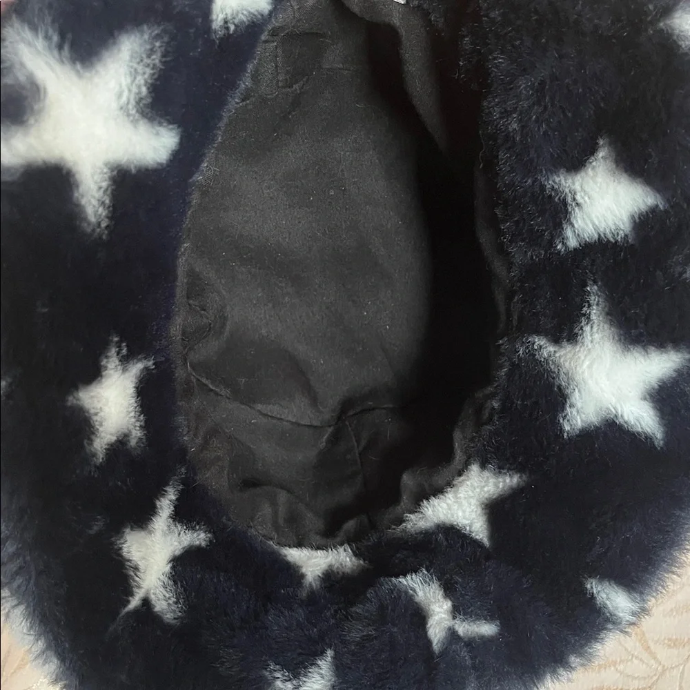 Navy Blue Faux Fur Bucket Hat With White Stars